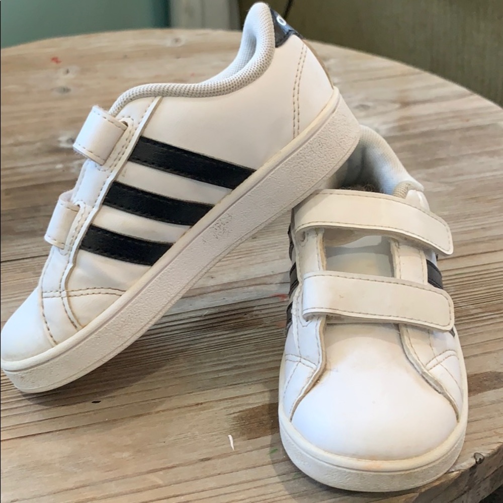 Adidas white classic
